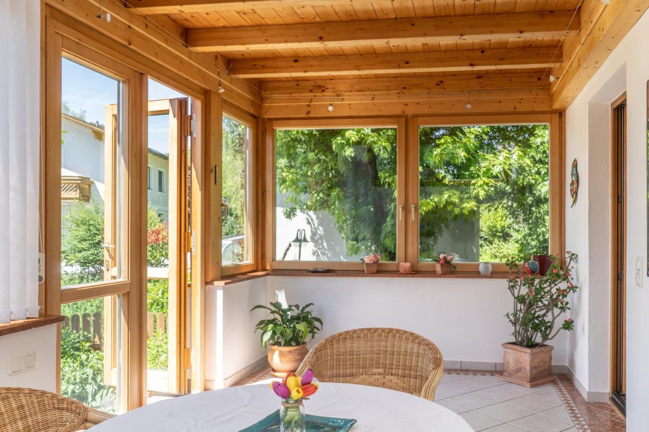 Apartment Salzburg City&Lake Elixhausen Exteriör bild